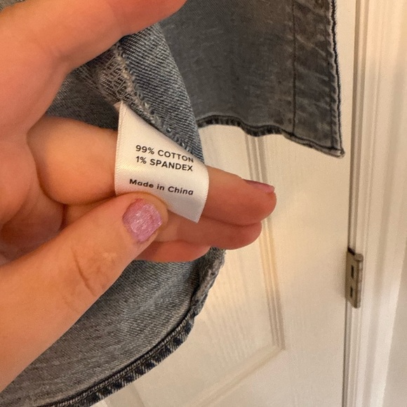 NWT EverEve Rachel denim Short Sleeve Shirt Size S - Picture 4 of 4